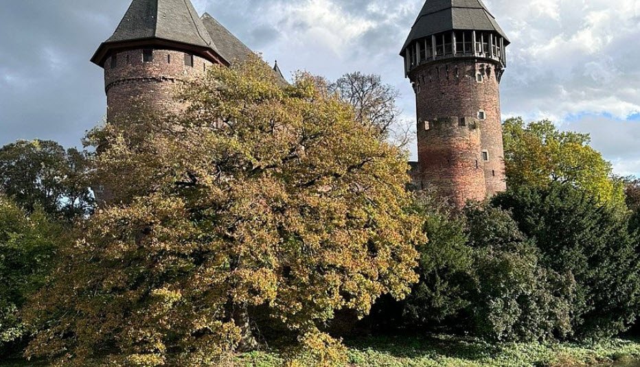 Museum Burg Linn, Krefeld, Germany, Germany